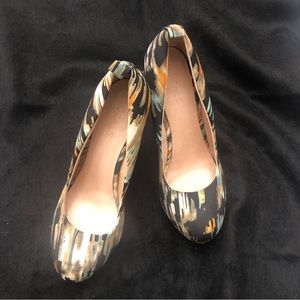 LOCALE 4” sz37 comfy wedge